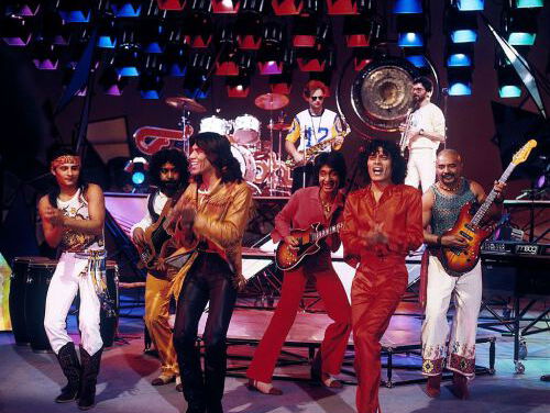 Johnny Manuhutu over 40 jaar Massada