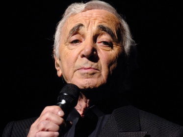 Nico Knapper over Charles Aznavour