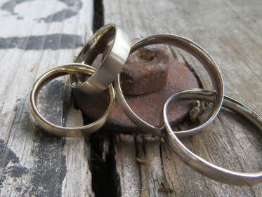 Waarom verkleuren zilveren sieraden als je je niet lekker voelt?