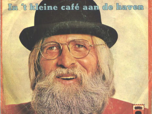 Ton den Boon over Het kleine cafe aan de haven