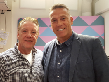 Bernhard Jens: voordat het lintje gespannen is, weet iedereen alles al.