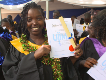 Geef kinderen en jongeren de kans om te leren!