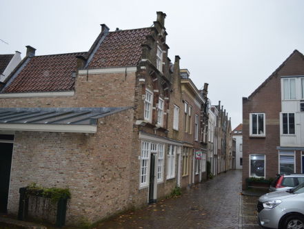 Nieuw boek over Dordrechts eigen geveltype