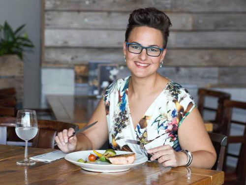 Sandra pleit voor kleinere porties in restaurants.