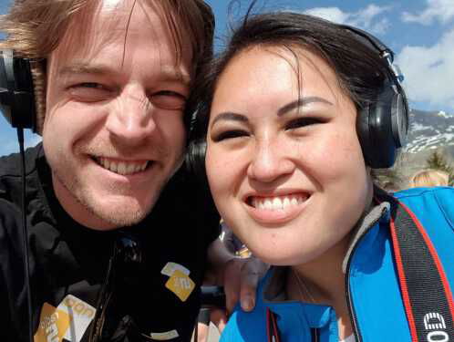 Thomas van de redactie prikt een vorkje mee