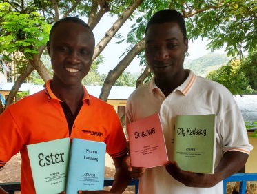 Hans Hoddenbagh over bijbelvertaalwerk wereldwijd en in Togo in het bijzonder