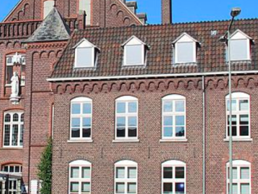 Petra zoekt broer Lody deel 1