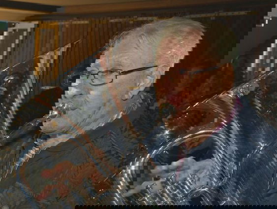 De 89-jarige Wim Wijma is gehuldigd voor zijn 80-jarig jubileum als muzikant!