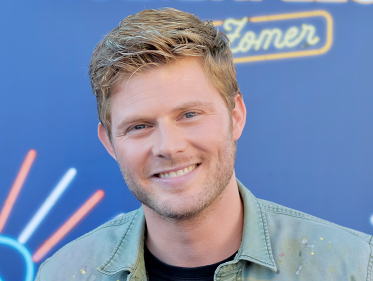 Babynieuws bij Tim Douwsma, Edwin van Hoevelaak krijgt een lintje én Gerard Joling viert zijn verjaardag! ...