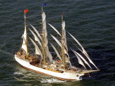 Klaas zeilt de wereld over op een bijzonder schip