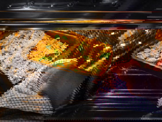 HZD: Moet je de oven voorverwarmen voor je er iets in gaat bakken?