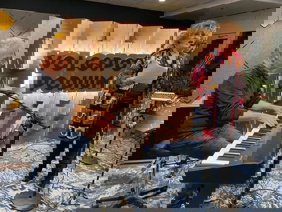 Volgspot Podium: Karin Bloemen en Cor Bakker met 'Geen kind meer'