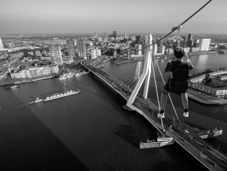 Stadse Zaken - De Tokkelbaan over de Maas