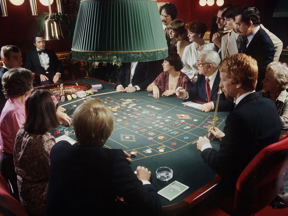 1975: Nederland krijgt eerste legale casino's