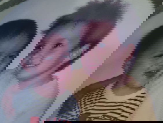 Sander over zijn broertje van Dennis van Aarssen