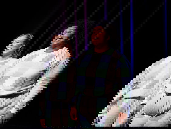 n00b wint het Amsterdams Kleinkunst Festival