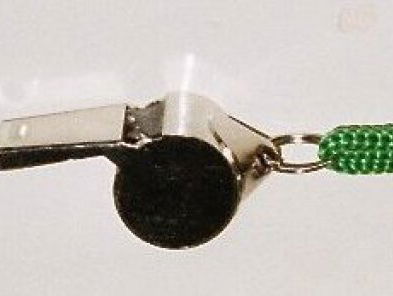 Van Agt wil strafrecht op de voetbalvelden - 1975