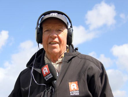 81-jarige sportverslaggever Teun Klos stopt ermee