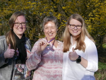 Petra verrast Held van het Open Huis