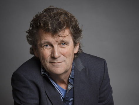 Gé Reinders. Hij wordt 65 en brengt een nieuw album uit.