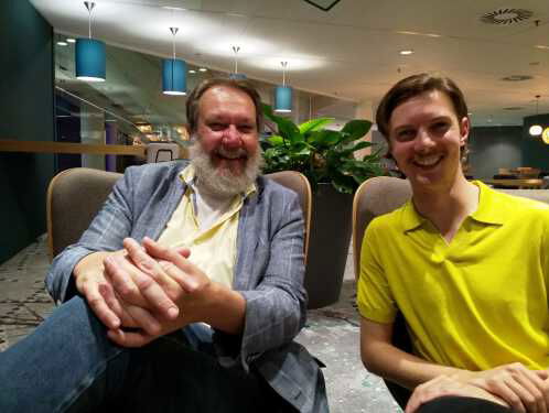 Florian Myjer over Small Town Boy