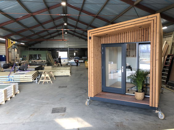 We bellen met Roy van Damme over een kantoor in je eigen tuin: 'De OPUS Pod'