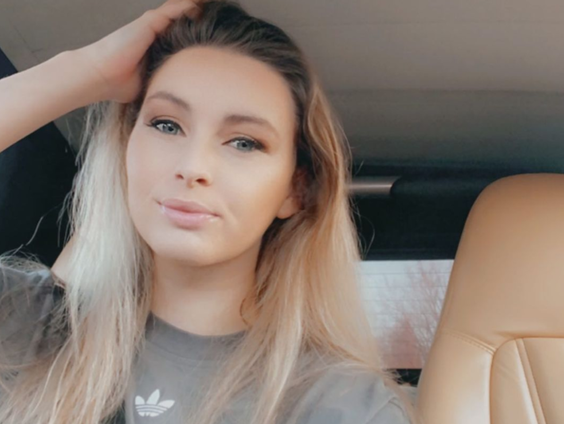 Rotterdamse Stripper Demi:'' Ik gebruik een flesje deodorant om mezelf te beschermen op werk''