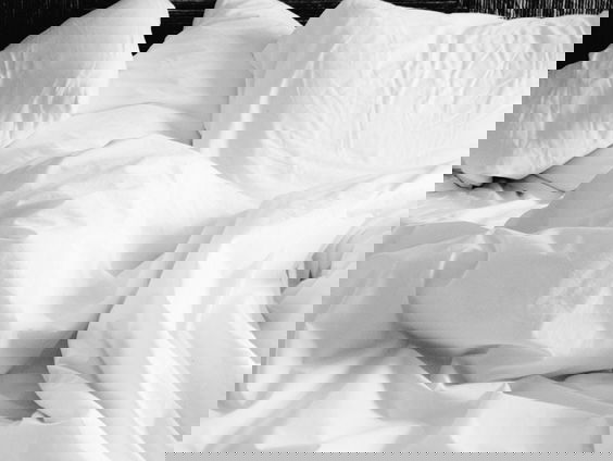 Dilemma Dinsdag: Liever maagd tot je 30ste of altijd seks met een vreemde?