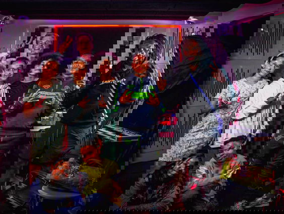 Nick (13) heeft met andere leerlingen een nummer gemaakt tegen huiselijk geweld