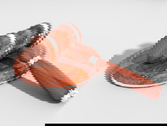 Report Camille: "Mag je wel voor eigen rechter spelen?"