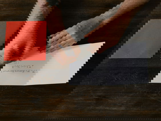 Wat zou jij doen als jouw partner versierd wordt door iemand anders?