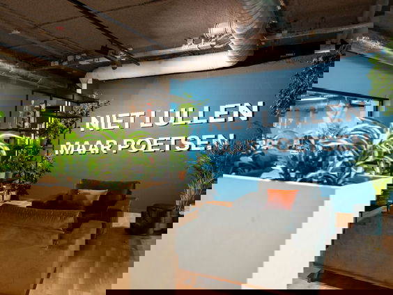 Rik van Microlab is op zoek naar jonge Rotterdamse ondernemers die de stad een stukje mooier willen maken!