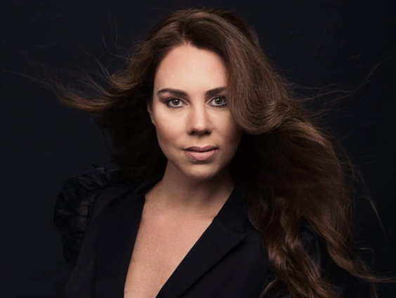 Valentina: ''Het draait niet alleen om de beauty en brains, ik wil een rolmodel zijn voor alle vrouwen''