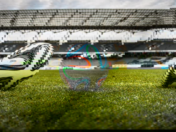 Waarom deed David Philipp een ooievaar na toen hij scoorde voor ADO Den Haag?