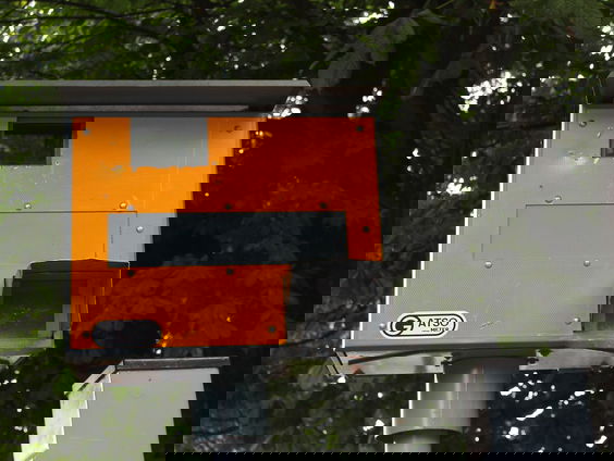 Dilemma Dinsdag: "Nooit meer Flitsmeister gebruiken of altijd 80 km p/u op de snelweg rijden...