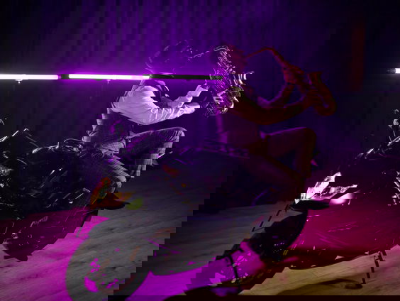 Sharwin (20): "Ik kan mijn gevoel en passie kwijt in mijn saxofoon"