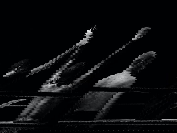 Tony over zijn Glory-debuut: "Dit is een kans waar je geen nee op kan zeggen."