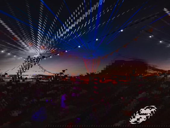 Haagse organisator Mike Grund verkoopt kaarten voor festival in de zomer