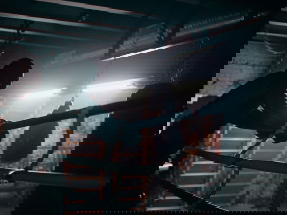 Professioneel kickbokser Tarik Khbabez vertelt over zijn game plan en rituelen voor de wedstrijd