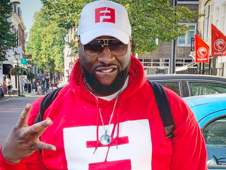 Lexxxus helpt mensen in nood