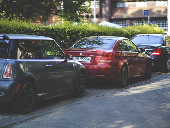 Kwart van de Nederlanders heeft parkeerschaamte: "je moet gewoon schijt hebben"
