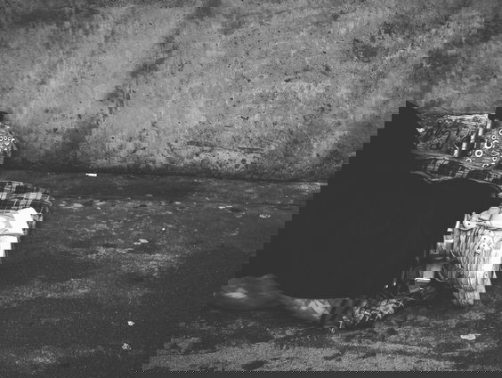 Moet je een bedelaar nou wel of geen geld geven?