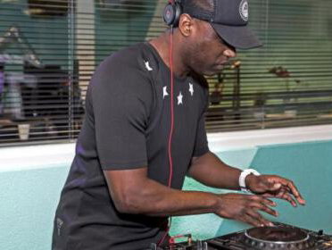 The Mix: Violatorz