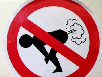 Shay: ''Misschien ben ik wel rot vanbinnen?! #puf''