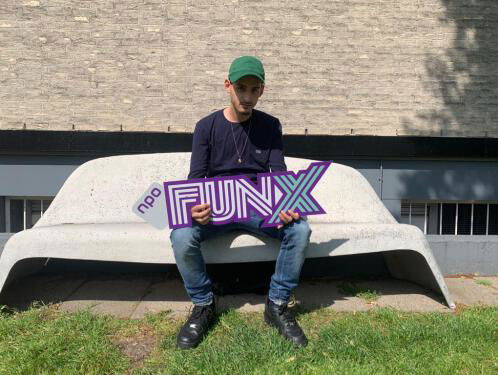 Artist of the Week Vlekkeloos: "Als ik mijn woorden schilder op papier, dan worden ze kunst"