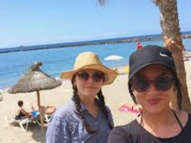 Flessenpost van Rotterdamse meisjes gevonden in Dominica!