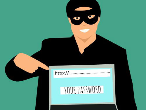 Kees van der Spek pakt internetoplichters hard aan