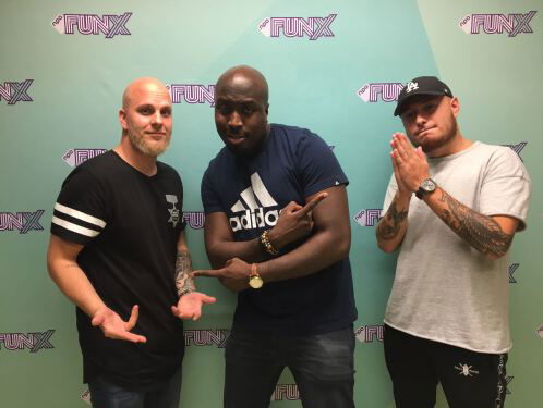 Rugged spelen het intro-spel met producers-editie met Fernando