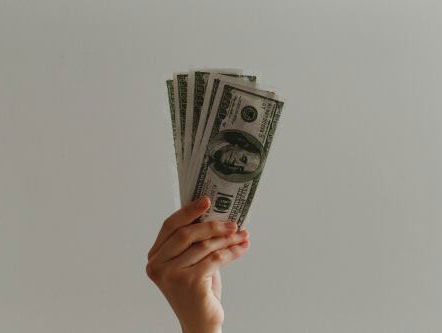 Afdingen in het buitenland doe je zo