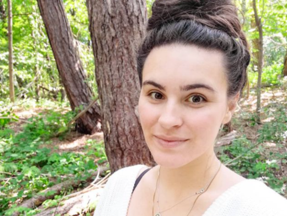 Romy (22) heeft haarzelf genezen van een chronisch vermoeidheidssyndroom